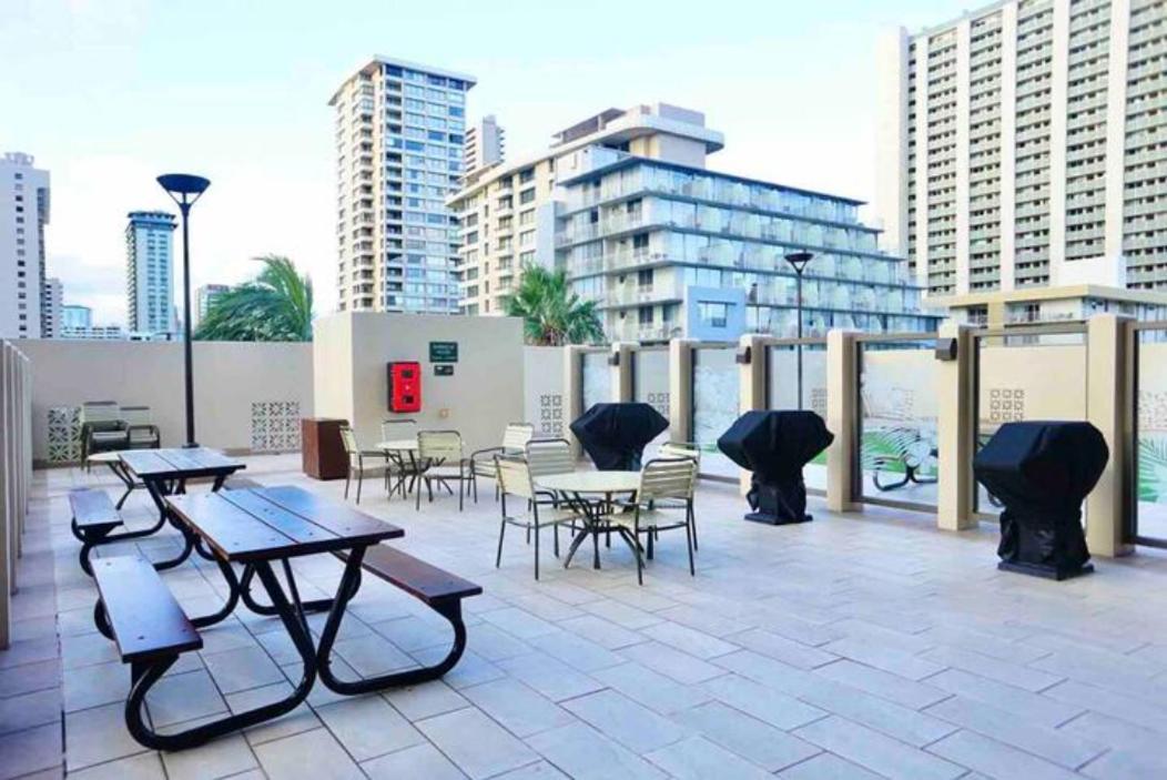 1414- Heart Of Waikiki With Kitchen - Free Parking - City View Honolulu Eksteriør billede